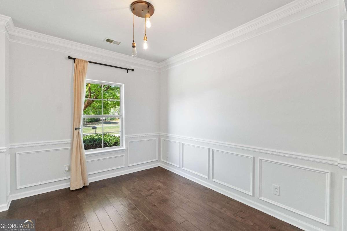 3945 Silverthorn Trace Cumming - Photo 6