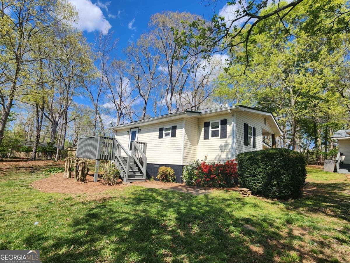 5525 Saddle Club Road Gainesville - Photo 1