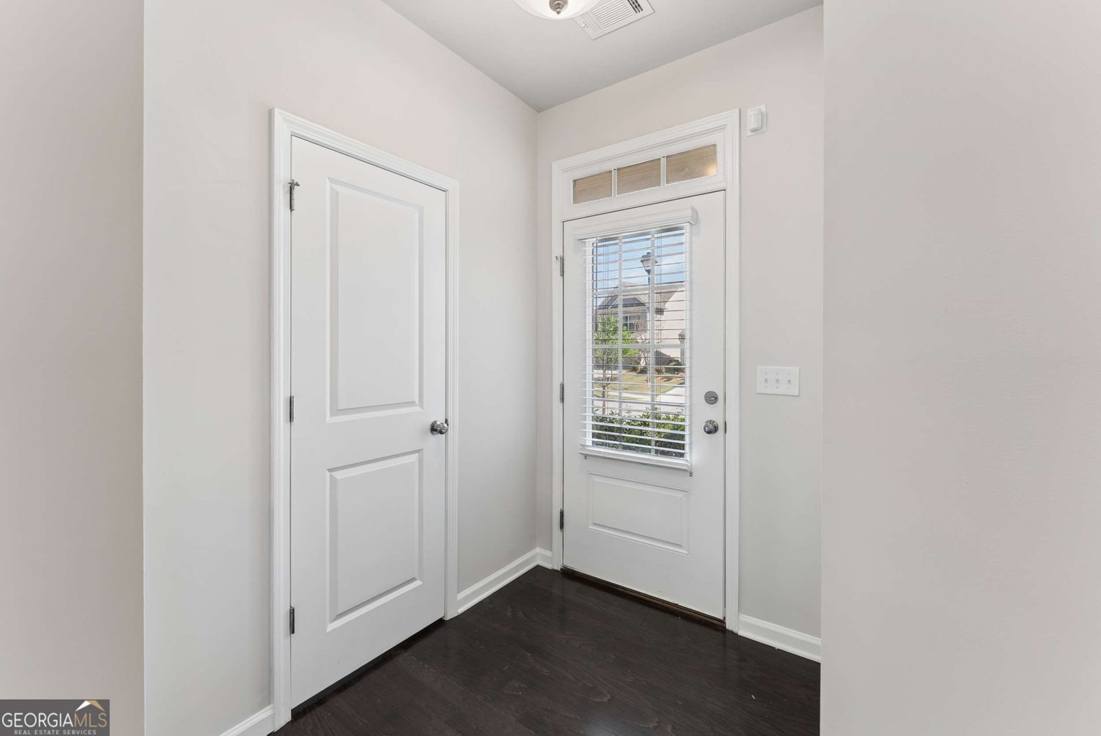 137 Charcoal Ives Drive Lawrenceville - Photo 7