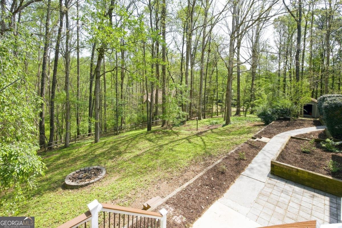 502 Riverview Court Woodstock - Photo 32