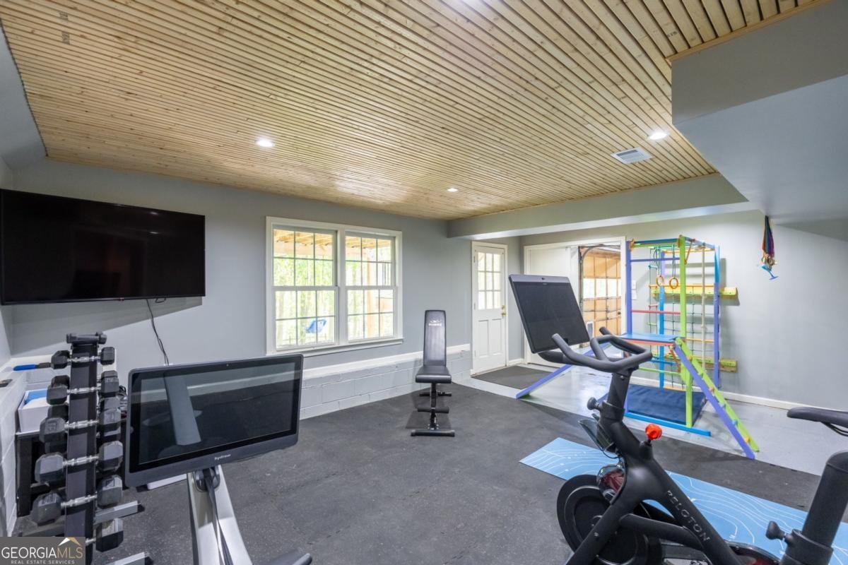 502 Riverview Court Woodstock - Photo 39