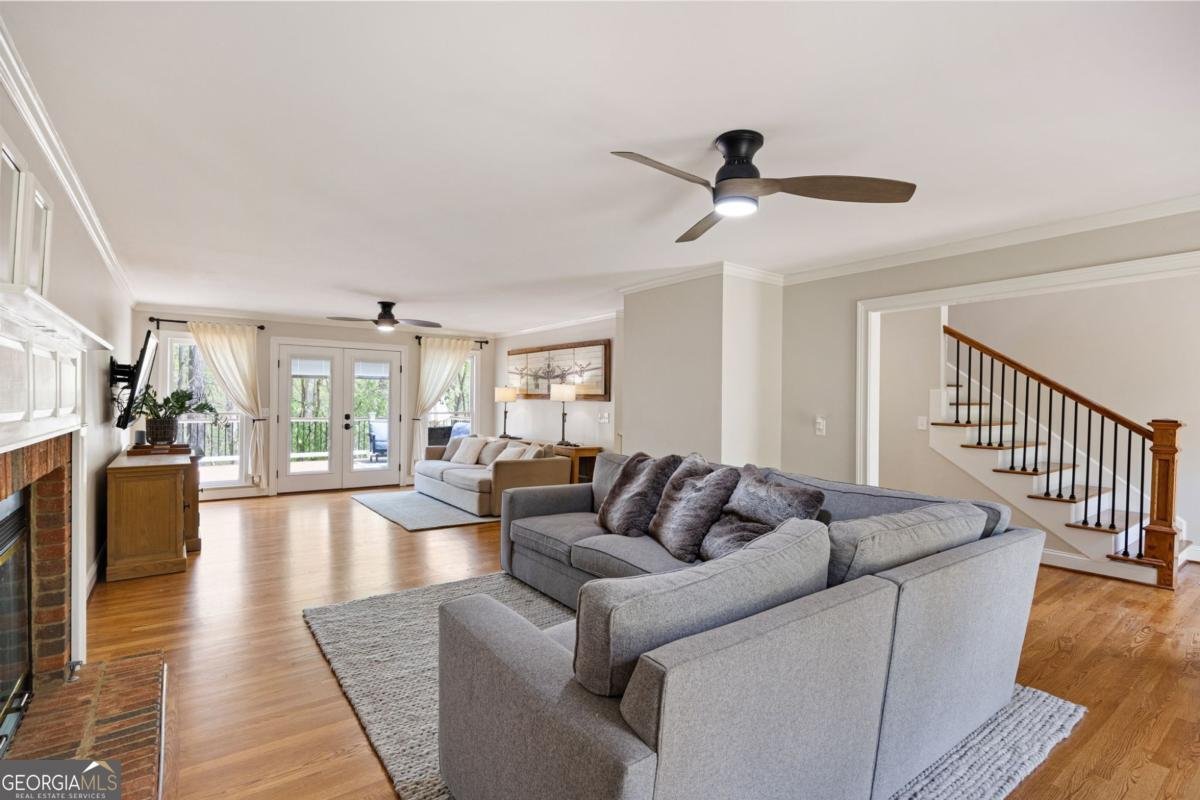 502 Riverview Court Woodstock - Photo 8