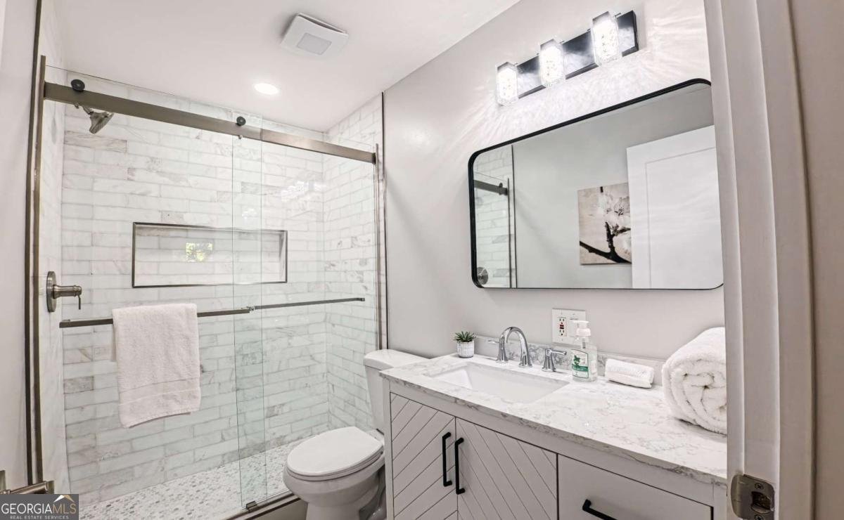 2402 Lancelot Drive Decatur - Photo 8