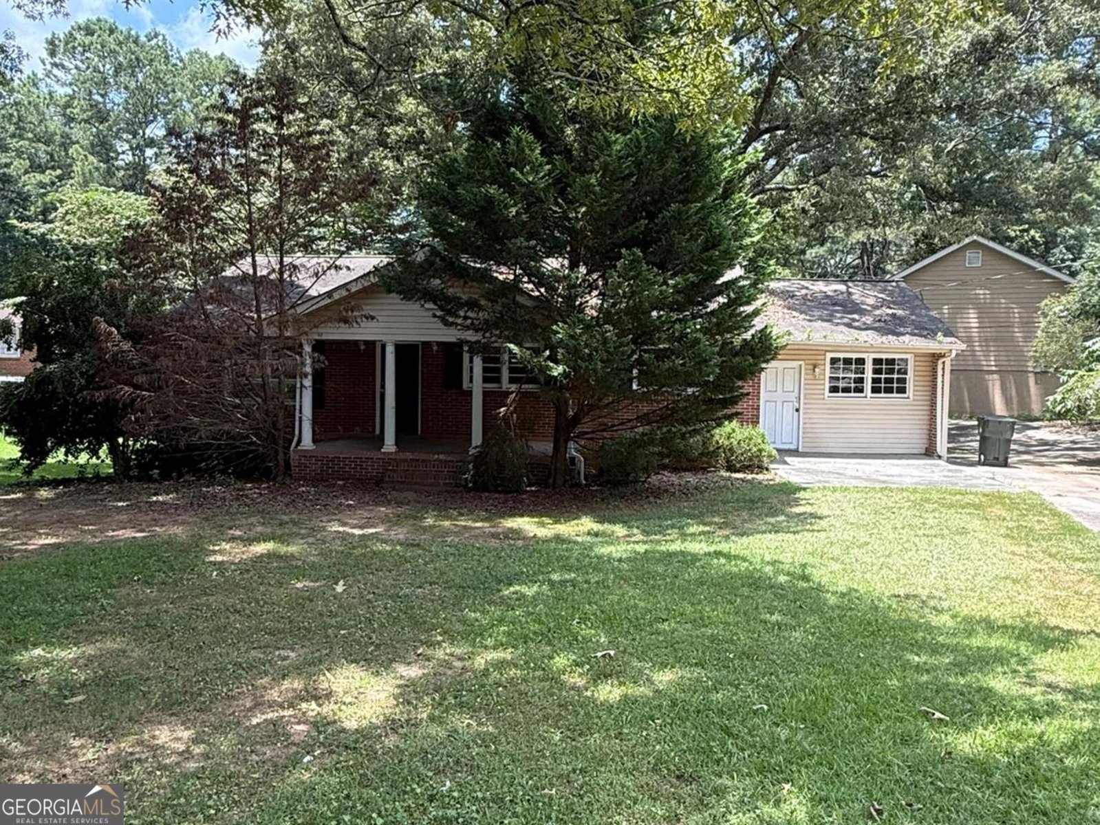 7205 Lakeview Drive Covington - Photo 1