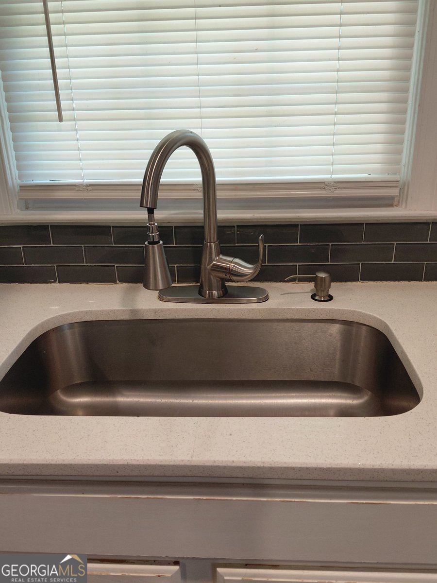 1035 Waterside Drive Conyers - Photo 13