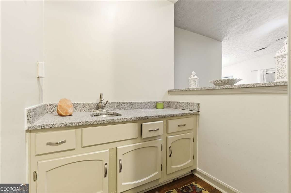 2025 Kristian Way Roswell - Photo 8