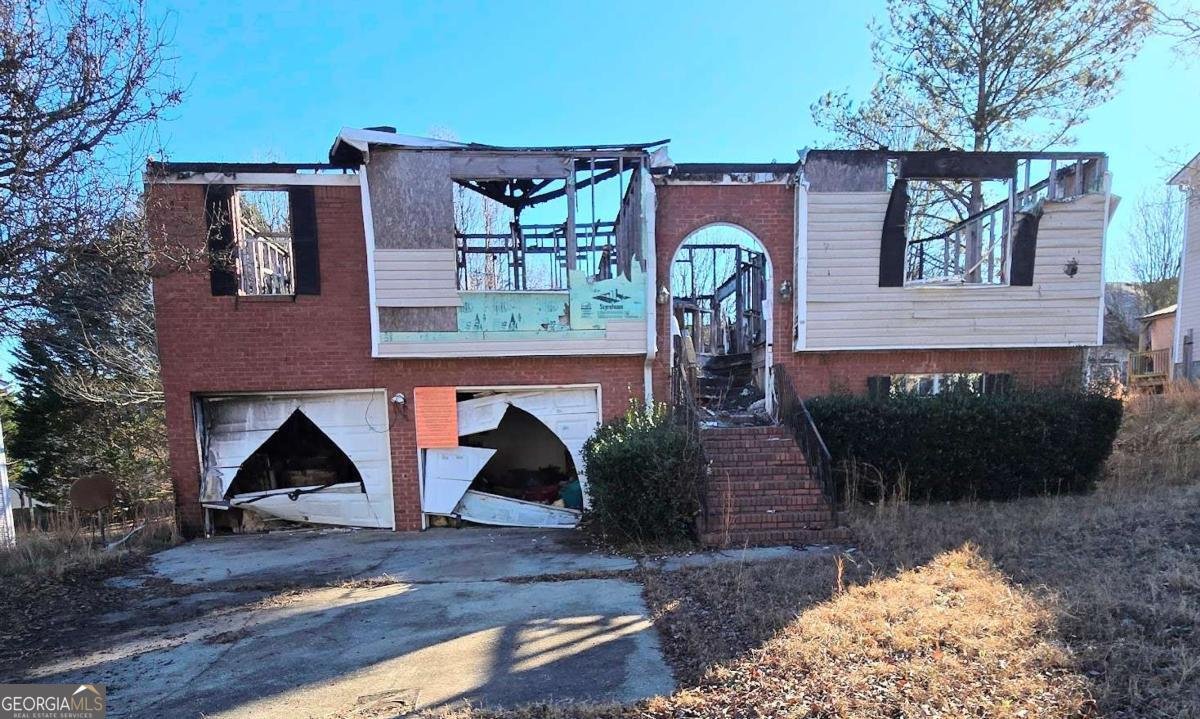 6406 Castle Court Way Lithonia - Photo 1