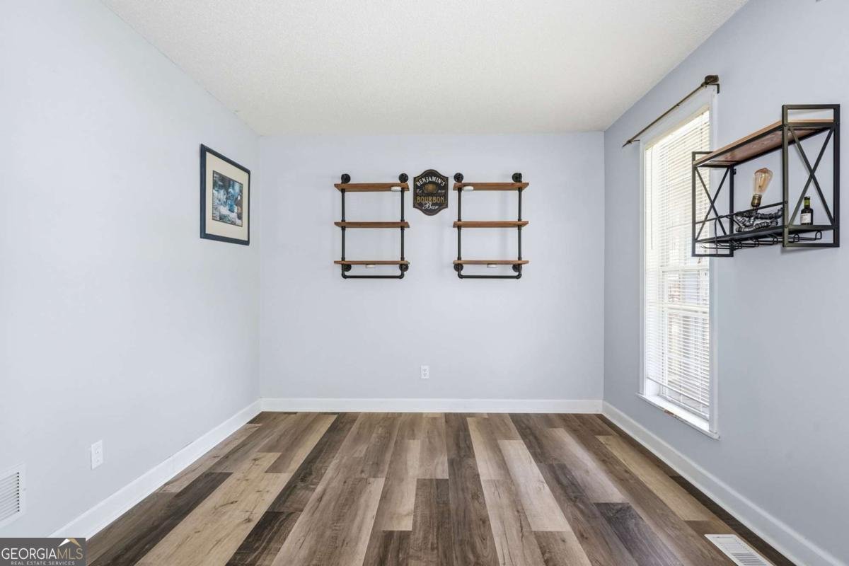 349 Winchester Way Woodstock - Photo 12