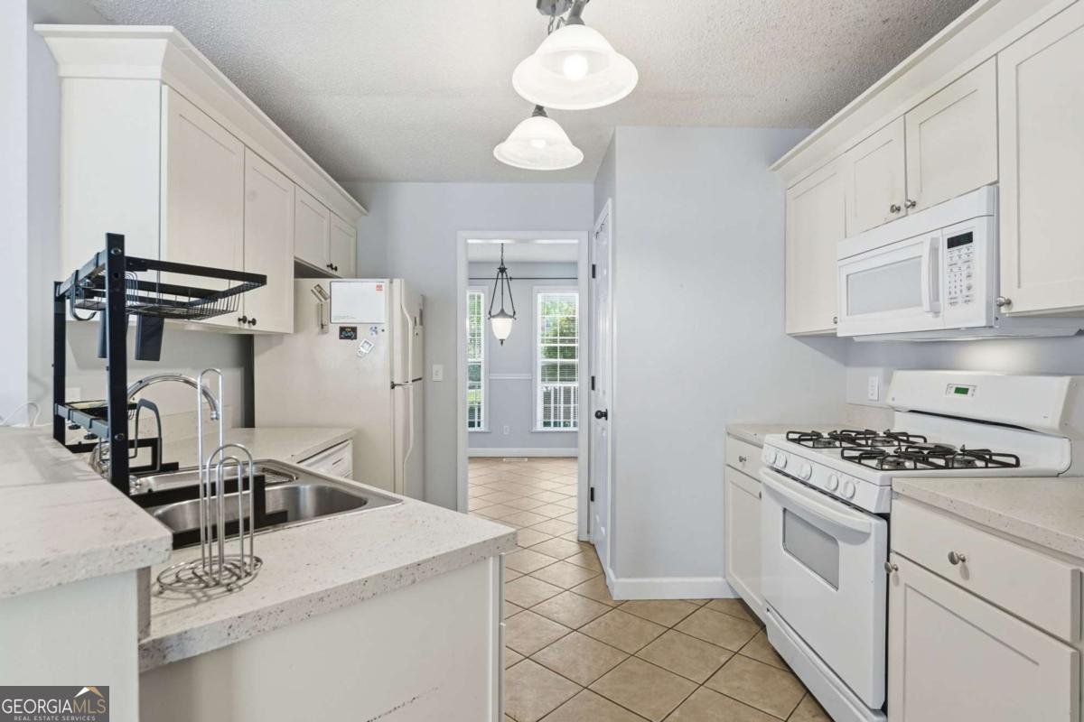 349 Winchester Way Woodstock - Photo 21