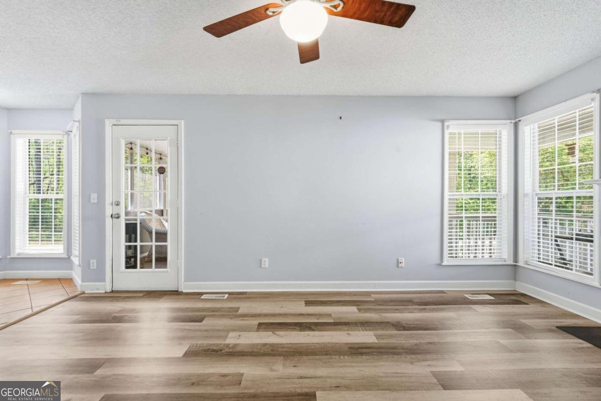 349 Winchester Way Woodstock - Photo 26