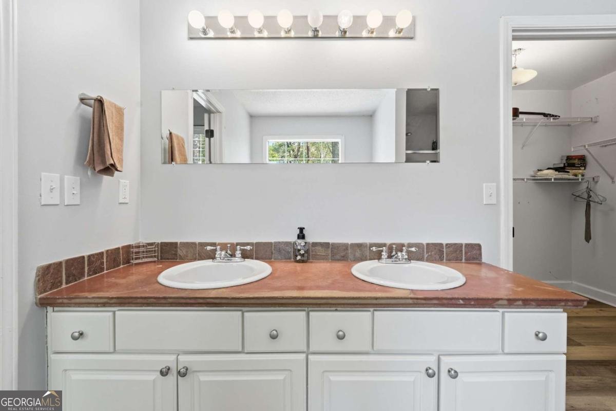 349 Winchester Way Woodstock - Photo 34