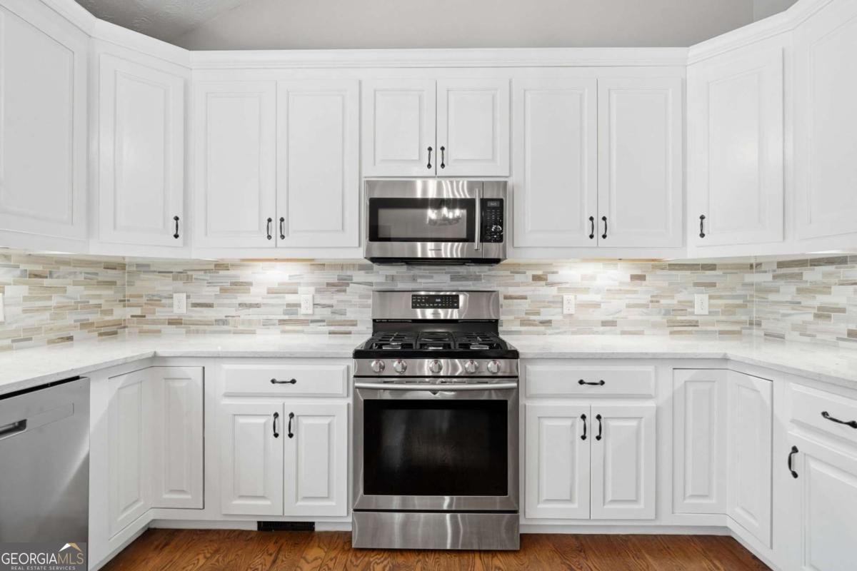 3060 Cherry Grove Road Ball Ground - Photo 17