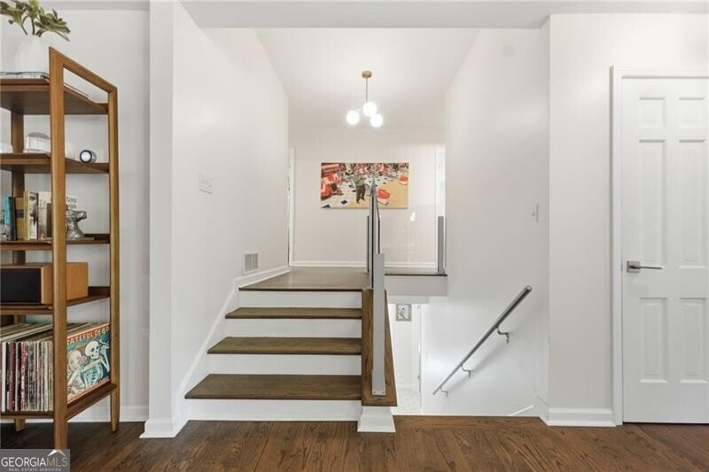 2770 Parkview Drive Atlanta - Photo 10