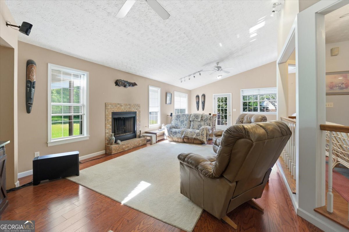 40 Carolyn Court Social Circle - Photo 18