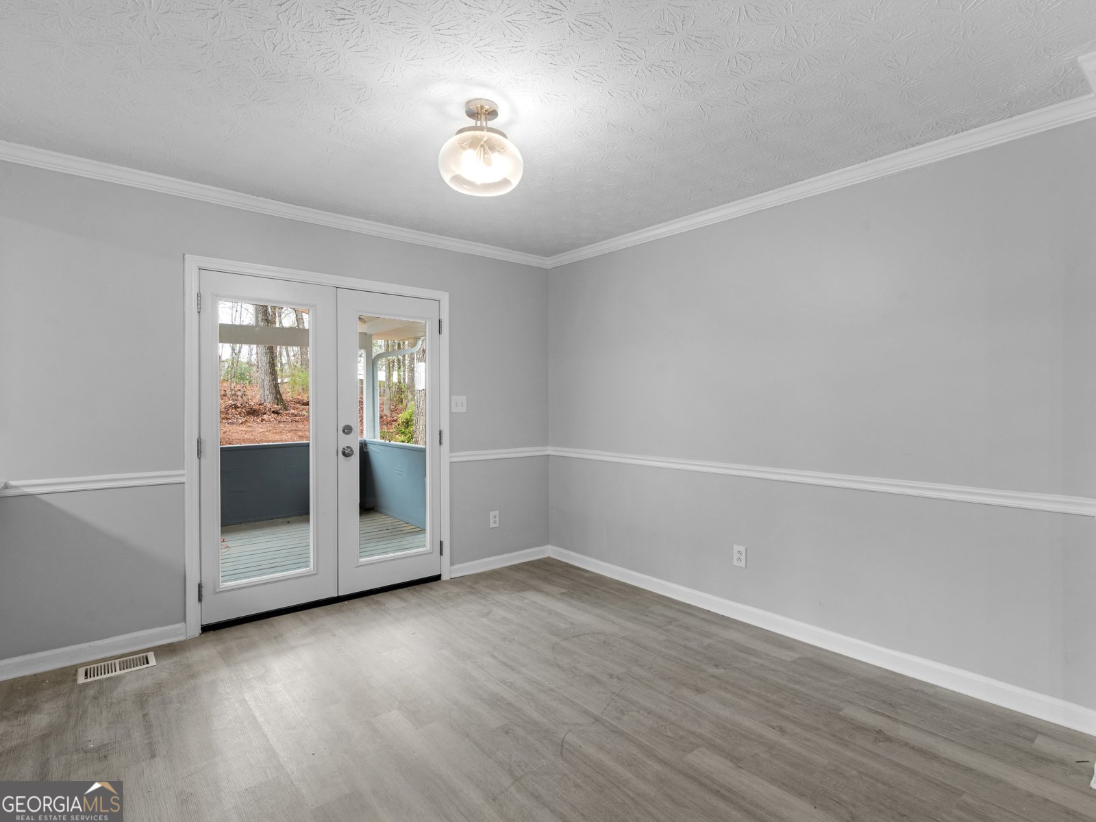 241 Glenloch Court Stockbridge - Photo 6