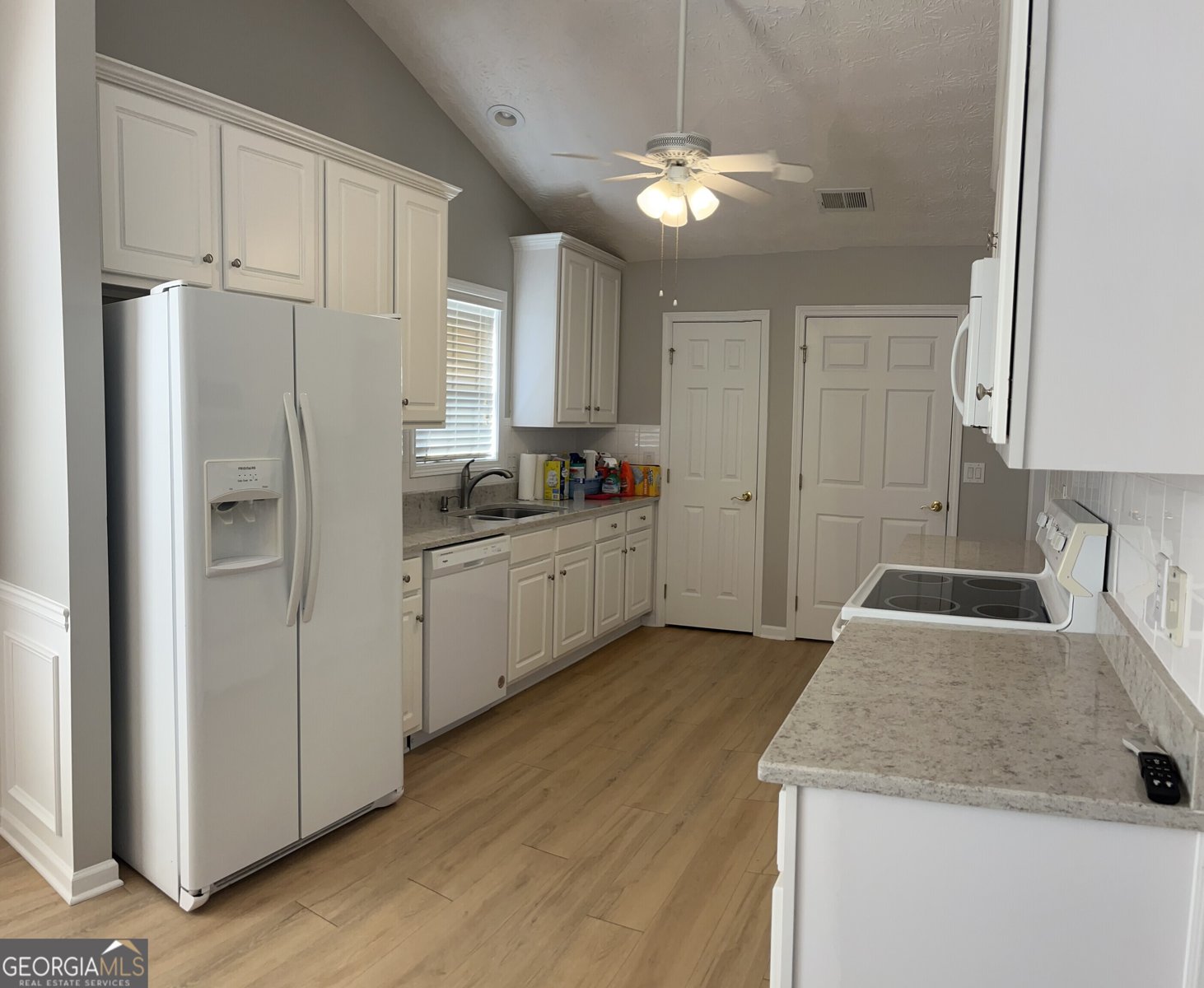 948 Village View Circle Loganville - Photo 6