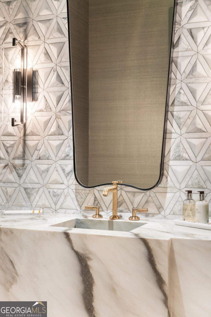 6091 GC Crow Road Flowery Branch - Photo 55