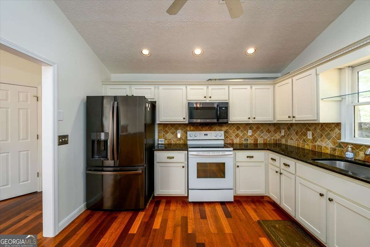 555 Heritage Woods Drive Dacula - Photo 10