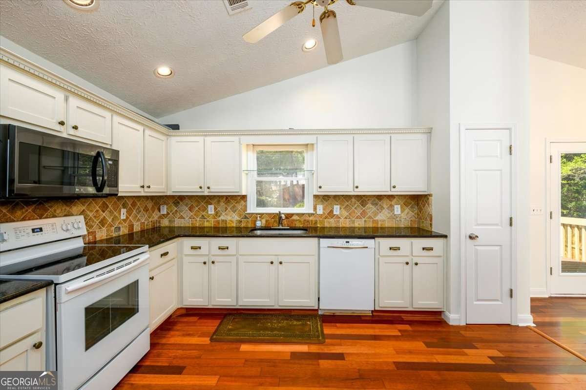 555 Heritage Woods Drive Dacula - Photo 11