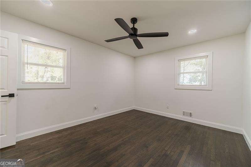 4502 Bryant Drive Lilburn - Photo 32