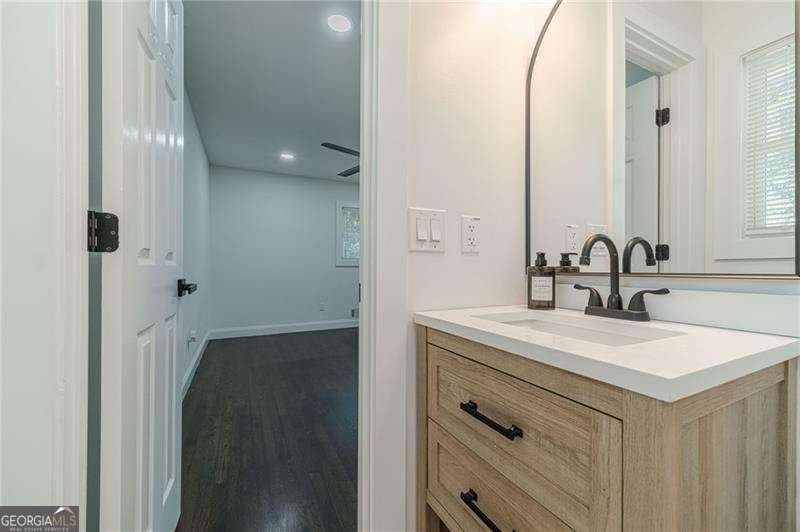 4502 Bryant Drive Lilburn - Photo 37