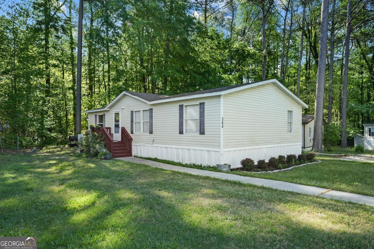 340 Woodside Boulevard Fayetteville - Photo 1