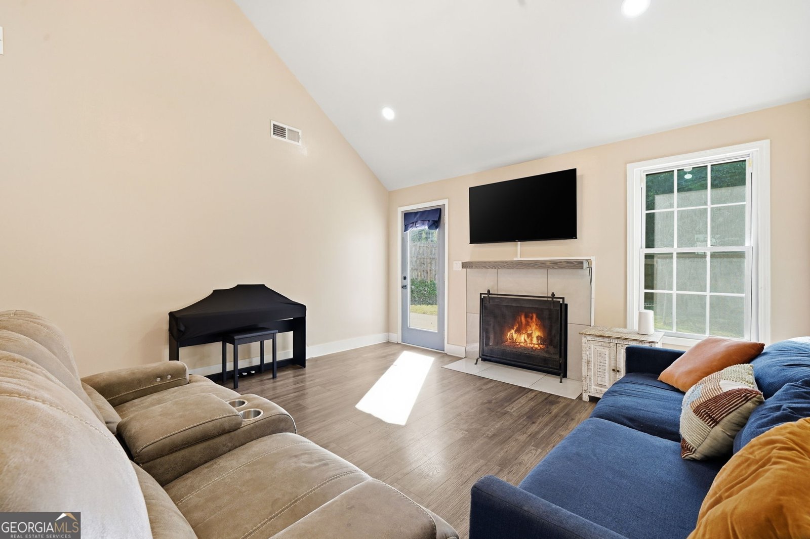 4069 Manor Hill Place Buford - Photo 7