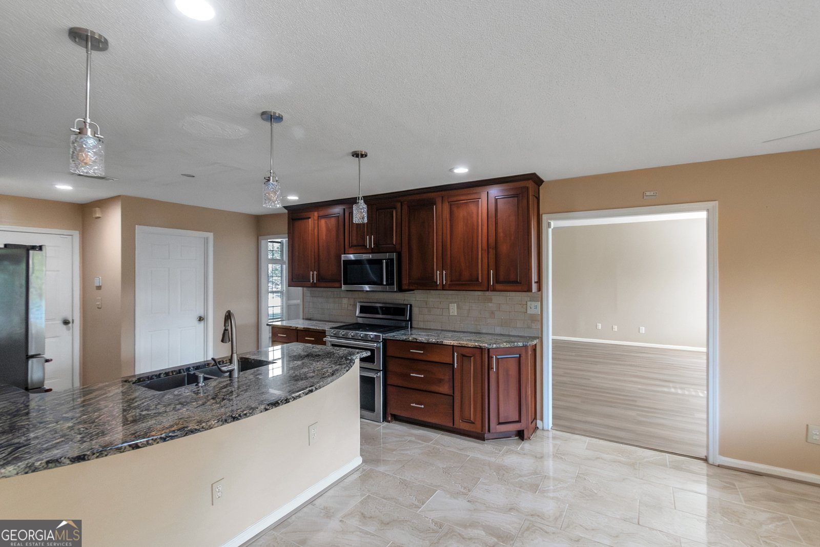 437 Savannah Place McDonough - Photo 6