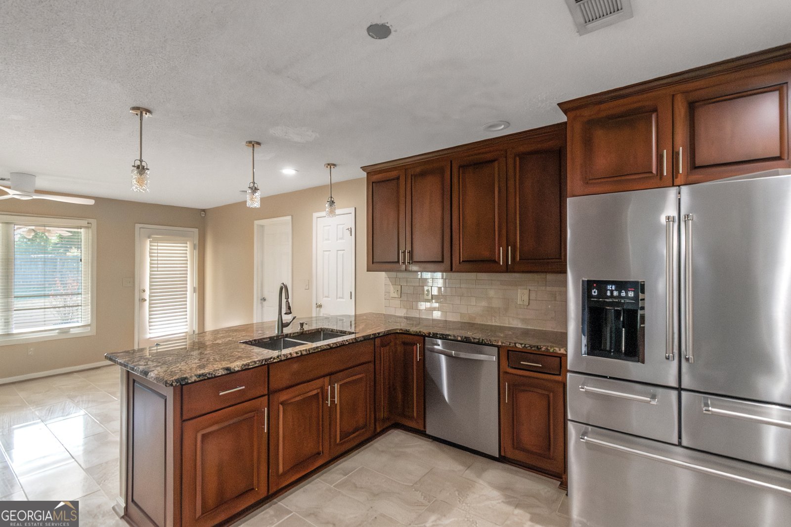 437 Savannah Place McDonough - Photo 9