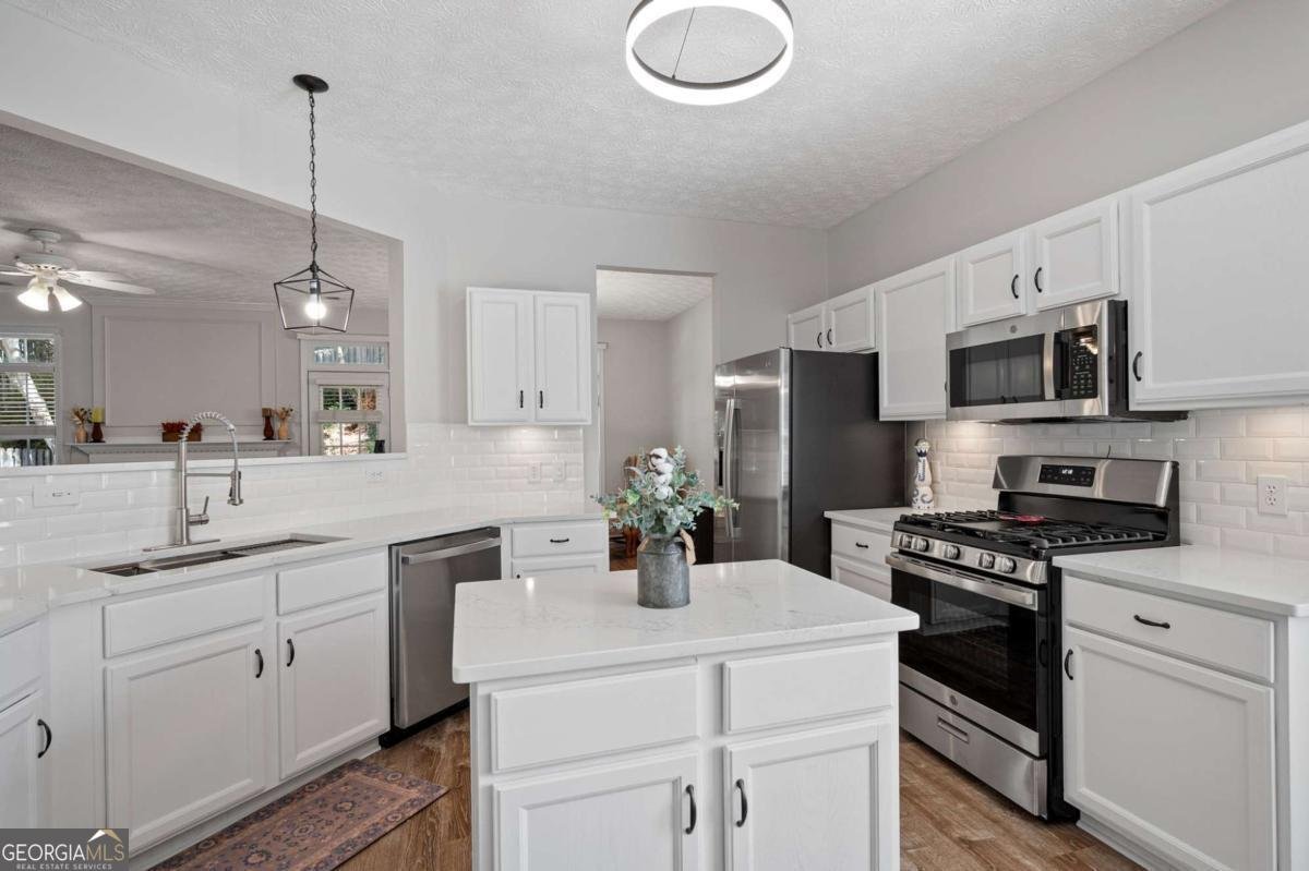 116 Weatherstone Drive Woodstock - Photo 11