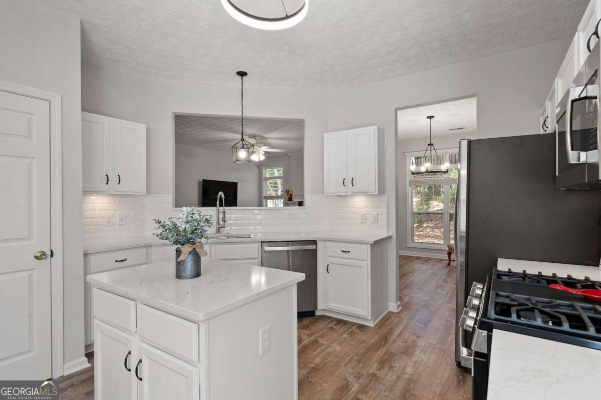 116 Weatherstone Drive Woodstock - Photo 12