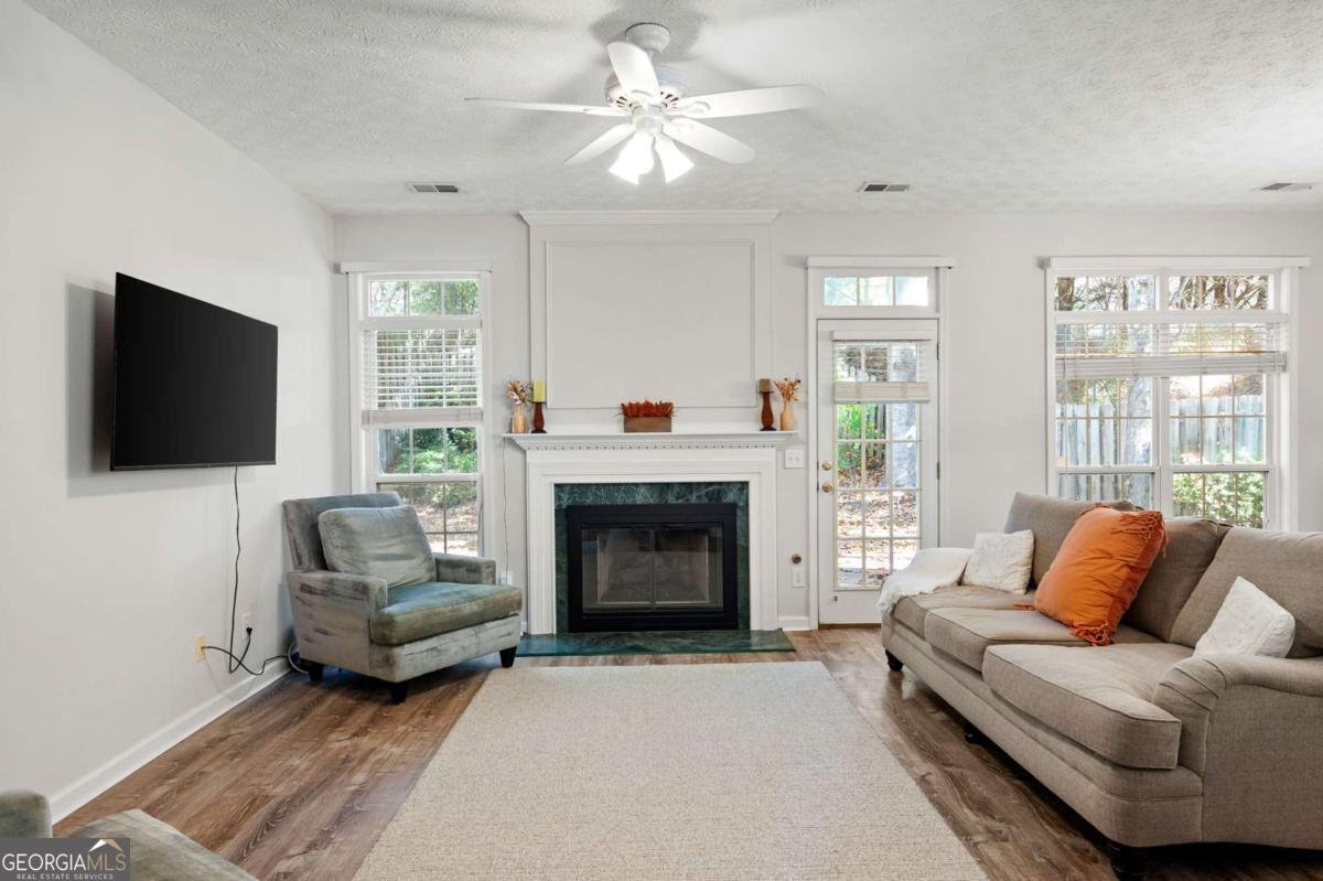 116 Weatherstone Drive Woodstock - Photo 7