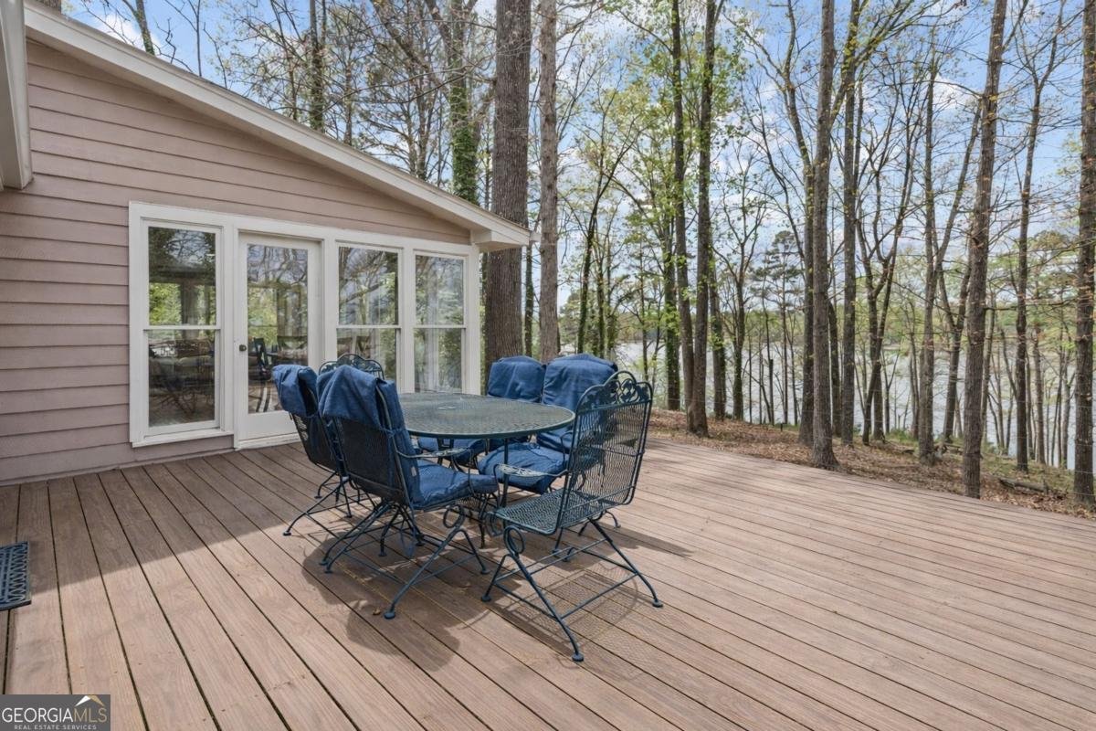 8360 Lanier Drive Cumming - Photo 10