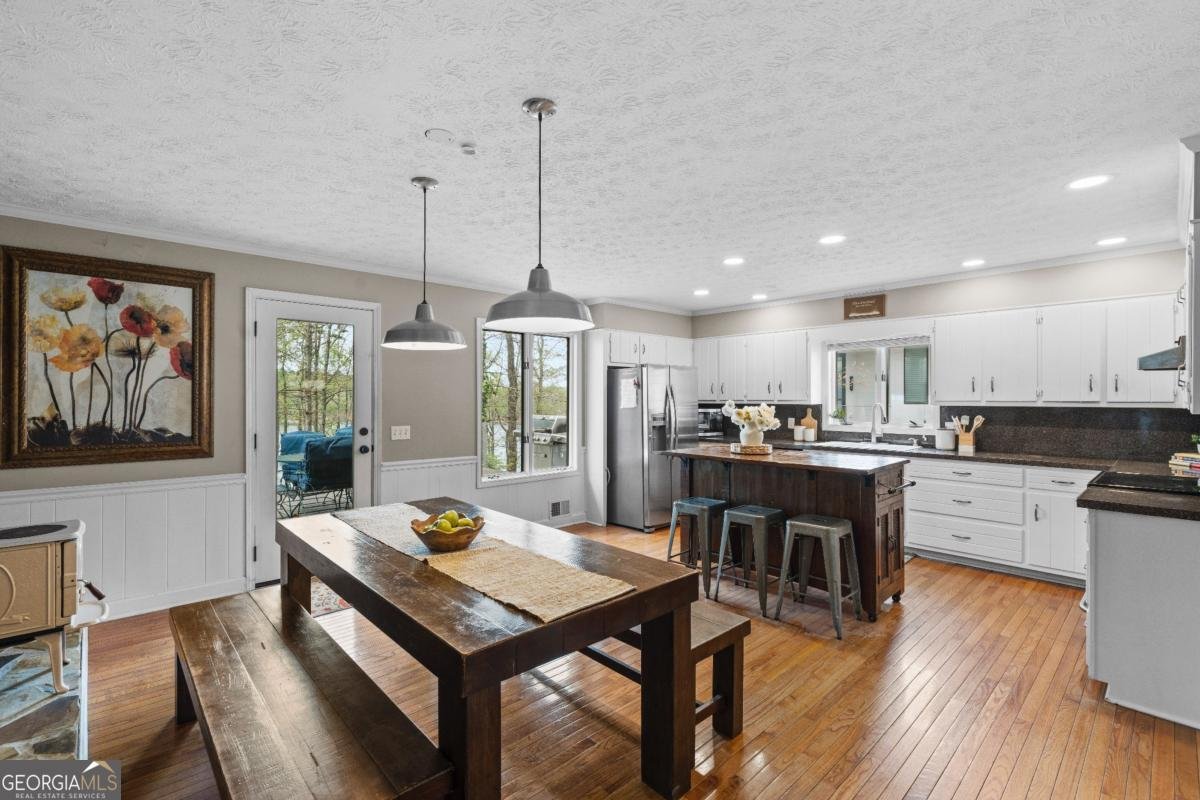 8360 Lanier Drive Cumming - Photo 11