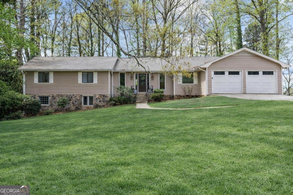 8360 Lanier Drive Cumming - Photo 19