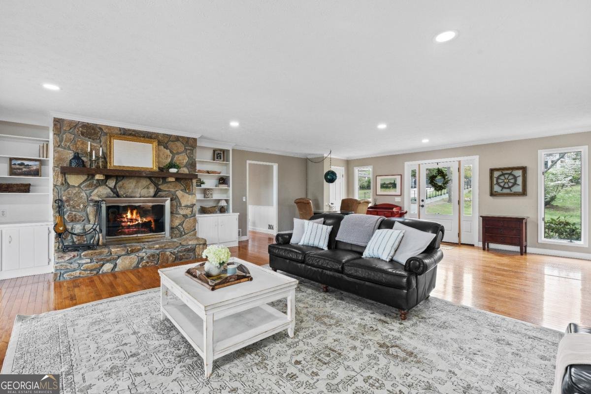 8360 Lanier Drive Cumming - Photo 31