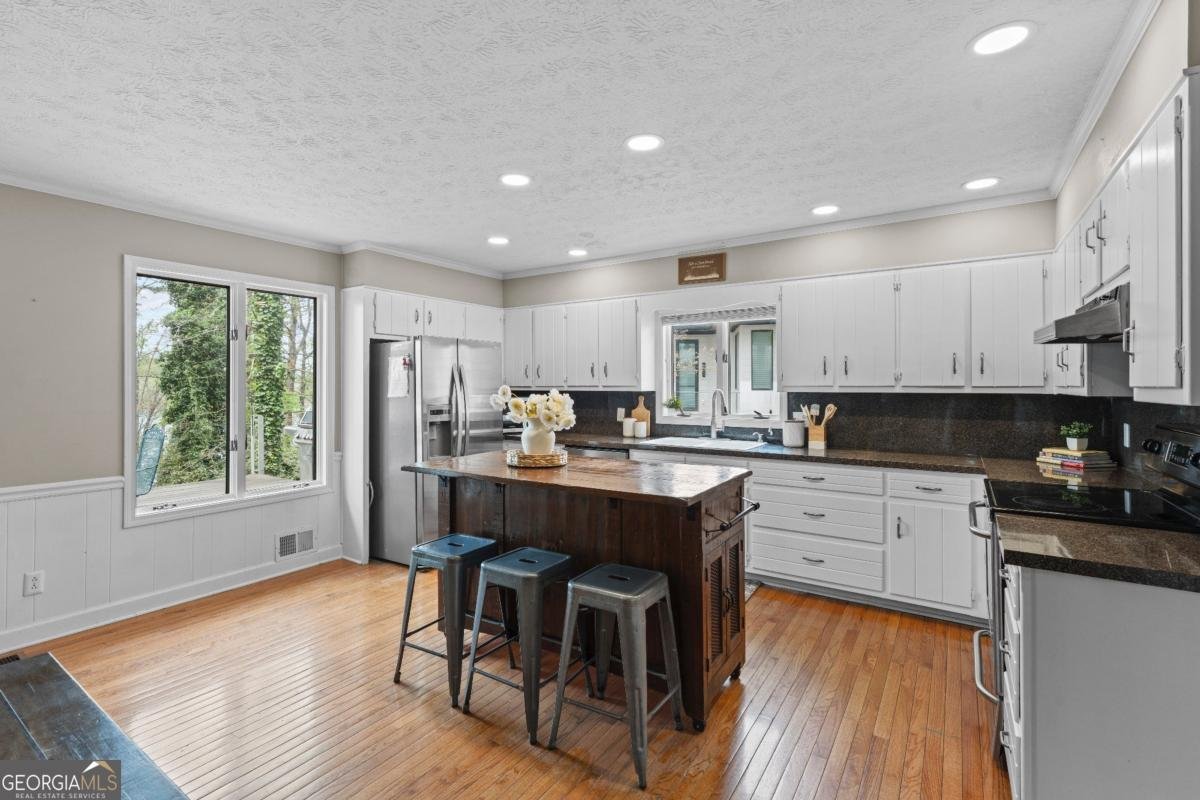 8360 Lanier Drive Cumming - Photo 32