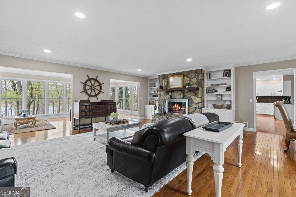 8360 Lanier Drive Cumming - Photo 6