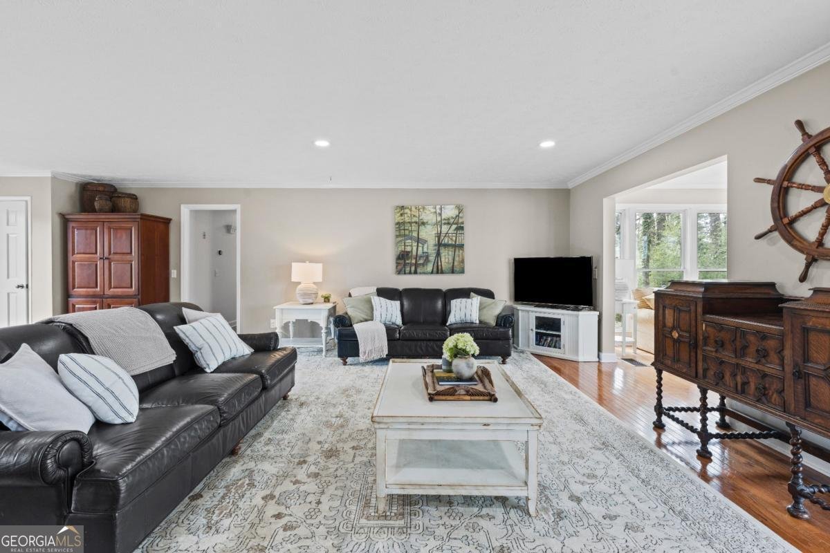 8360 Lanier Drive Cumming - Photo 8