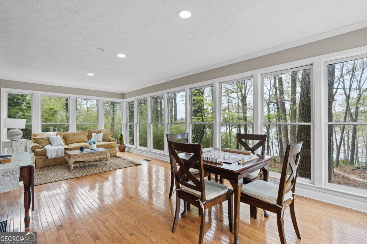 8360 Lanier Drive Cumming - Photo 9