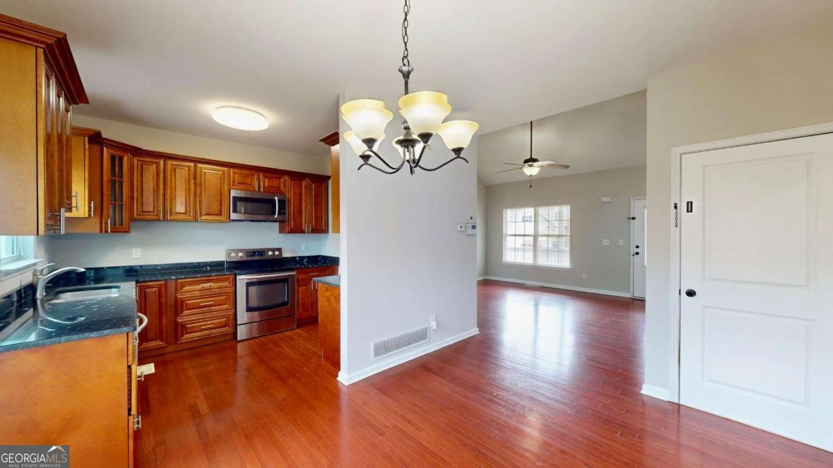 208 Comet Court Dallas - Photo 9