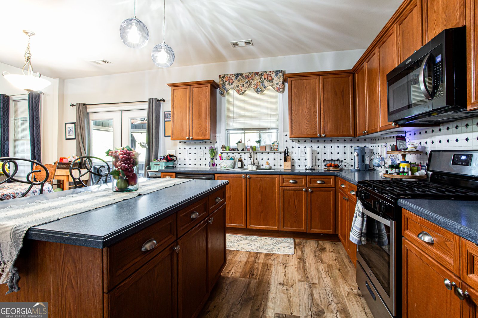 863 Van Briggle Path Sugar Hill - Photo 17