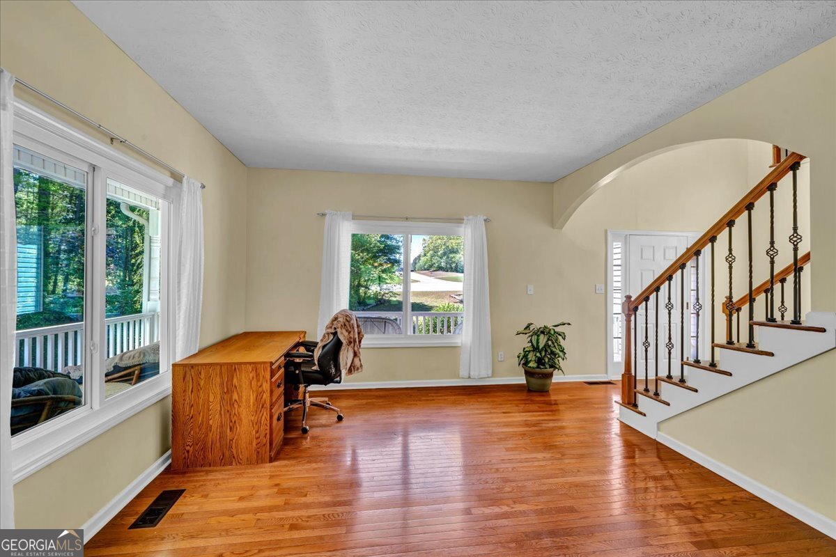 260 Kensington Drive Sharpsburg - Photo 7