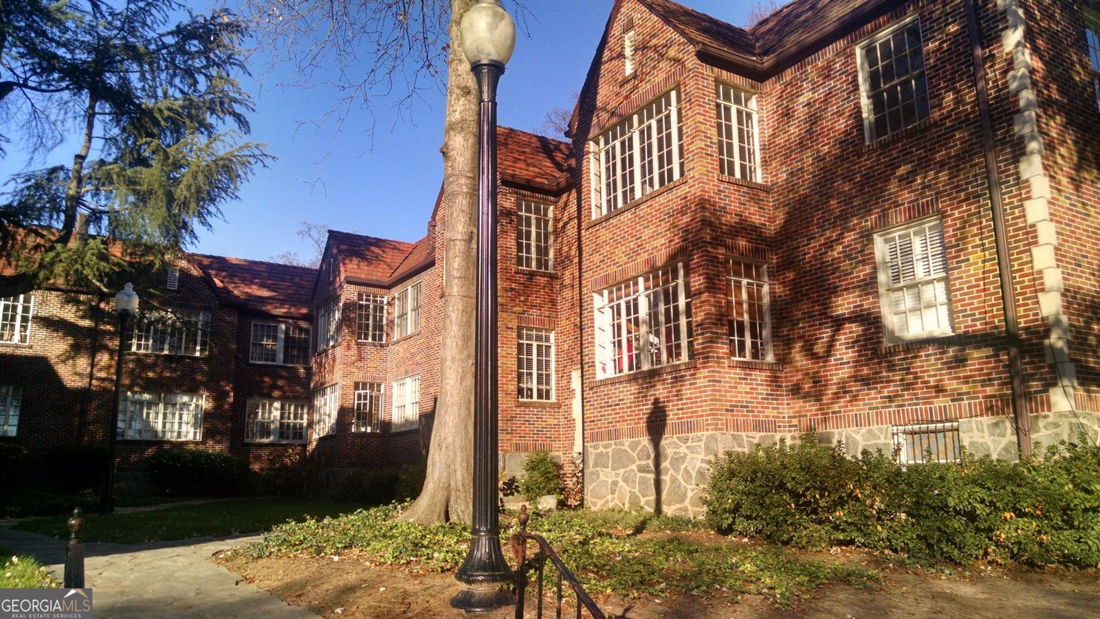 1765 Peachtree St Atlanta - Photo 1