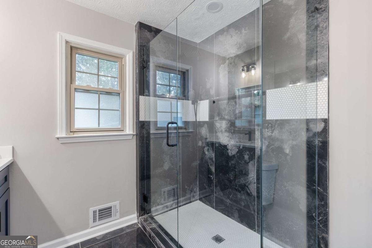 3846 Teresa Terrace Lilburn - Photo 17