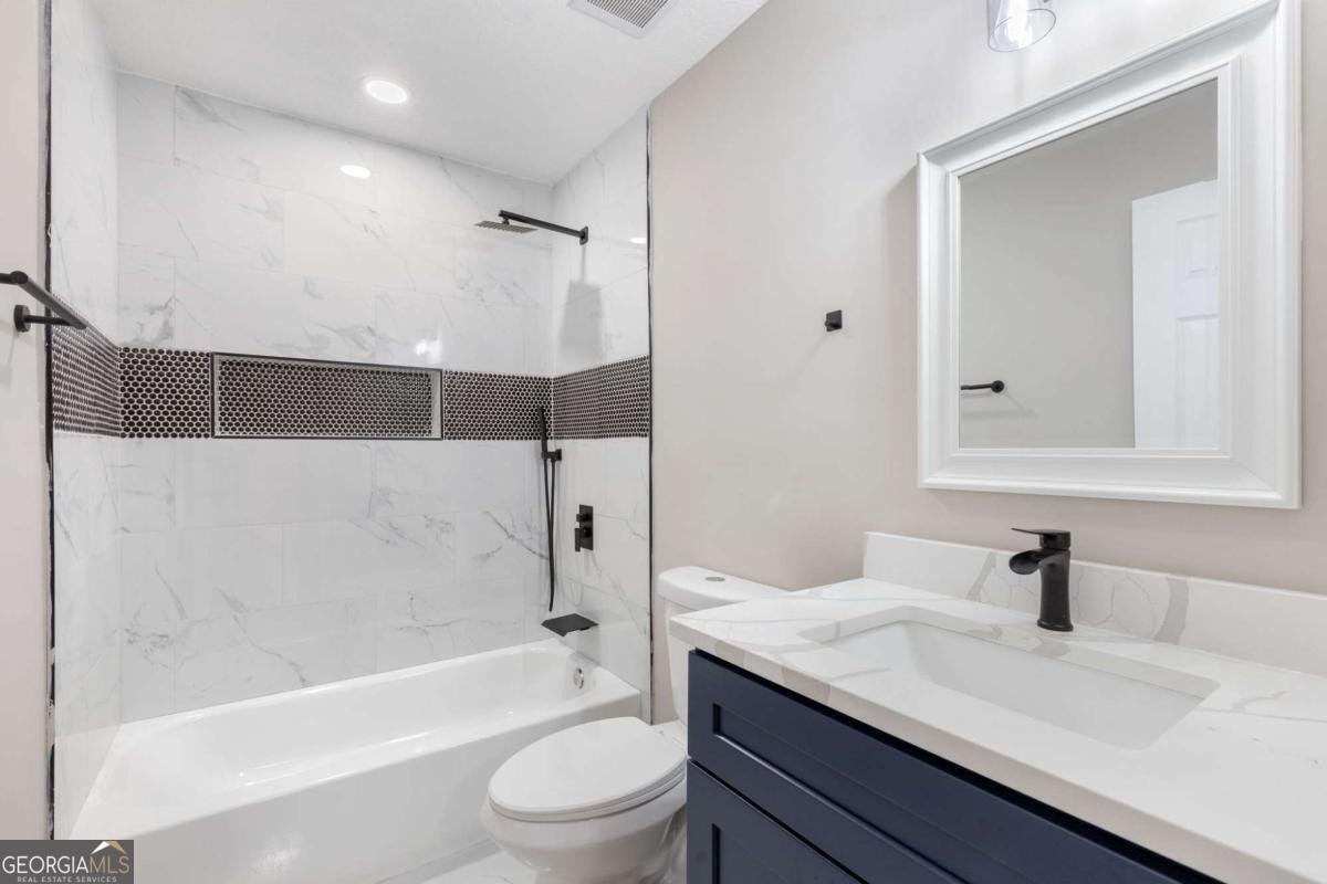 3846 Teresa Terrace Lilburn - Photo 19