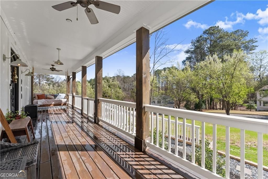 210 Weatherwood Circle Alpharetta - Photo 6