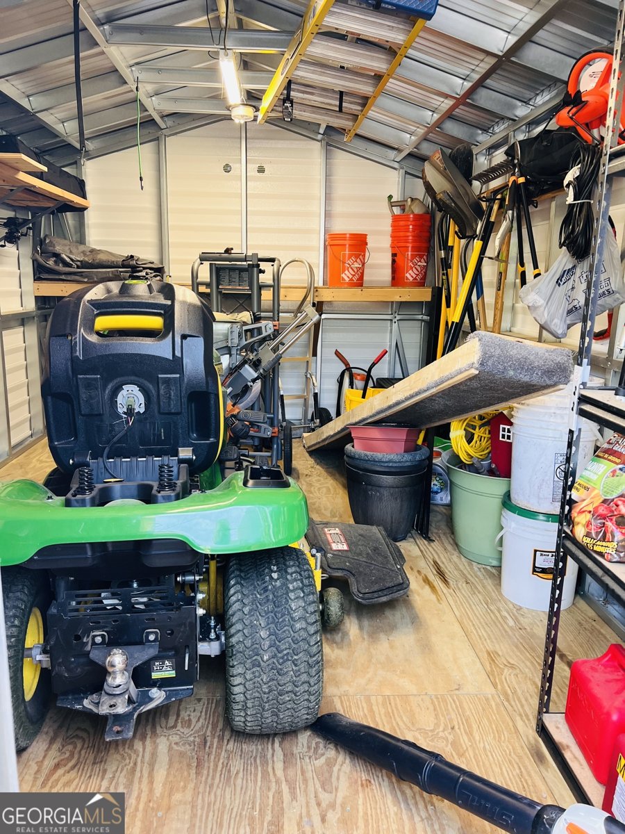 2009 Ashley Lane Dalton - Photo 32