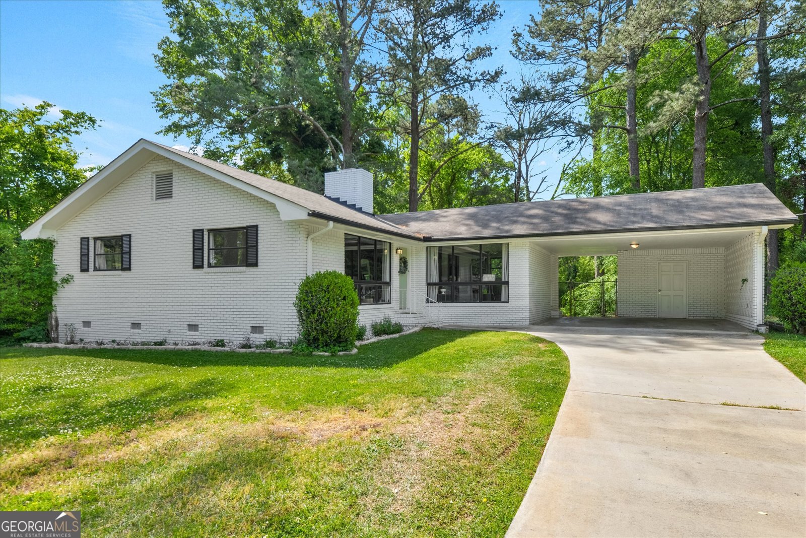 245 Lunie Drive Mableton - Photo 1