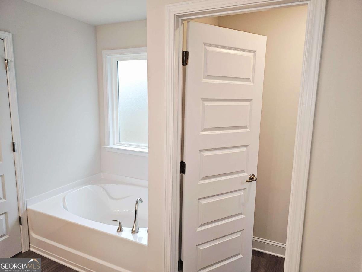 313 Melanie Court Bowdon - Photo 8